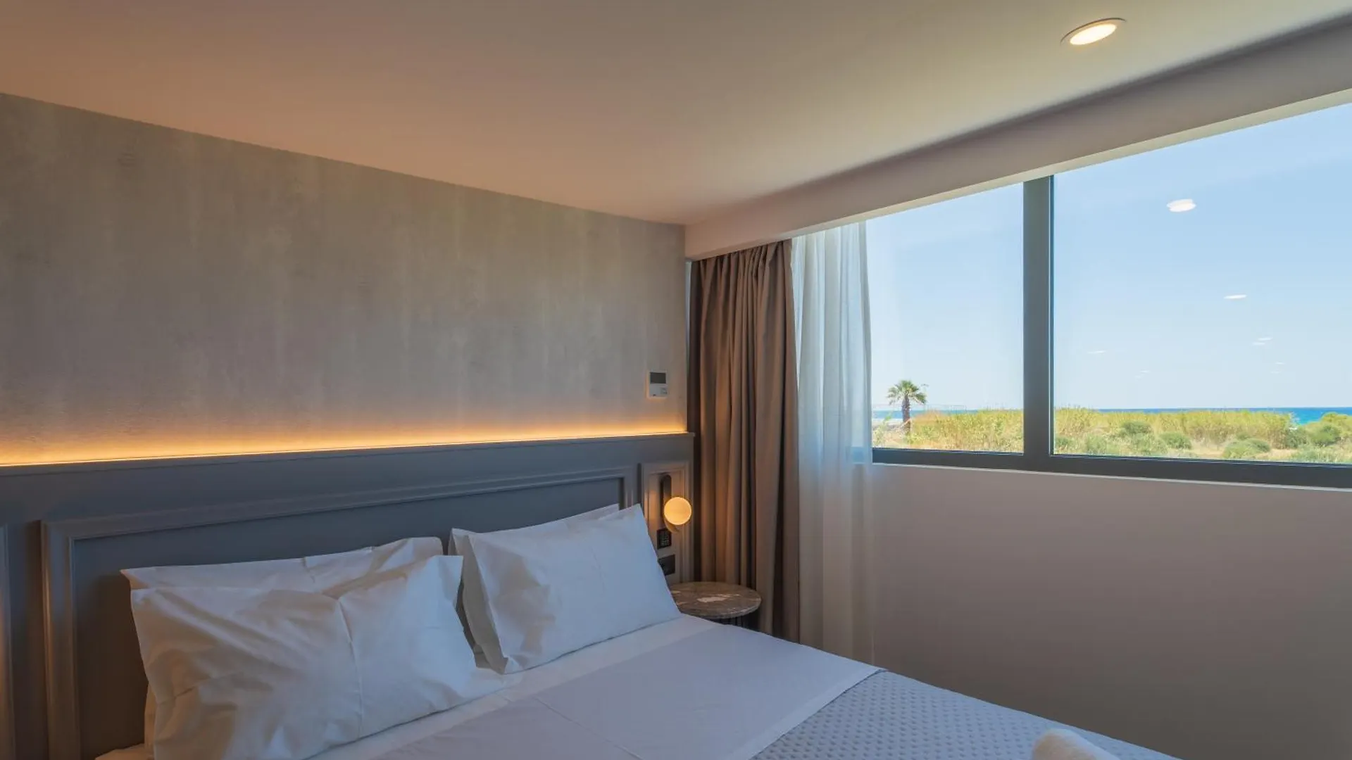 Ecoheaven Suites Amoudara  Greece